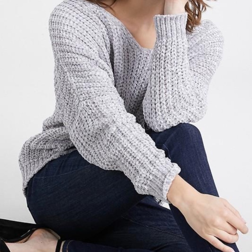 Chenille v-neck sweater ❤️